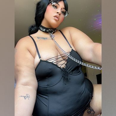 KYLIE CAKES🎁🎄 (pleasingpiscesx) Profile Photo Added 2025-09-07