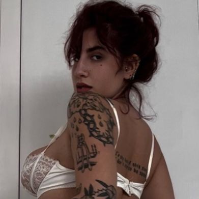 MARÍA VEIRO Added Photo on 2024-10-22