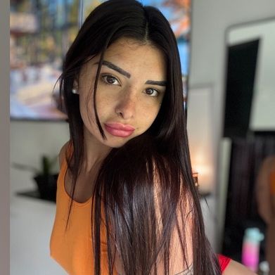 OnlyFans Model Saray (sarayvegas) Profile Image