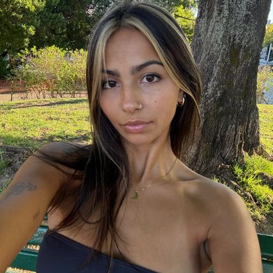 Olivia♡ (oliviasimpsonx) Profile Photo Added 2025-02-21