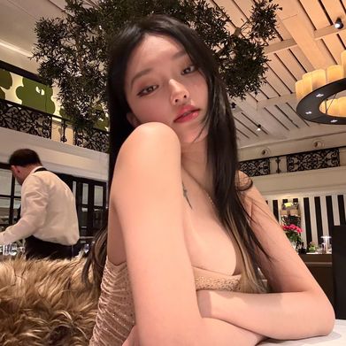 Fox Tattoo Girl (foxtattoogirl) Profile Photo Added 2025-05-05