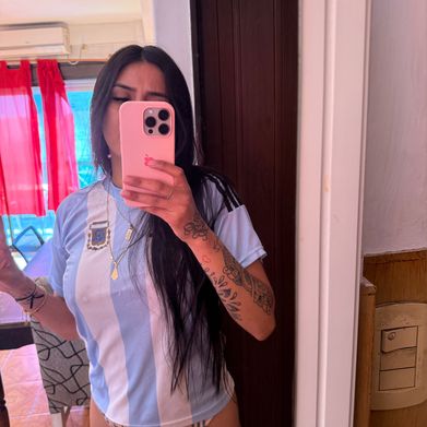 💋  𝕬𝖓𝖓𝖆   💋 (2annamia3) Header Photo Added 2025-08-11