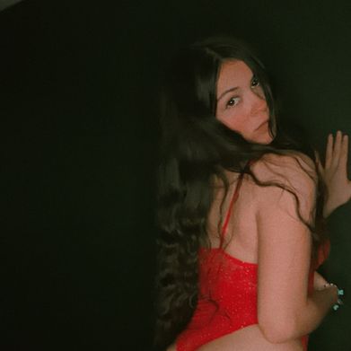 OnlyFans Model Mira (miamira111) Profile Image