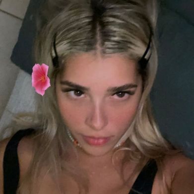 Valentina ✨ (val_entinaxx) Profile Photo Added 2025-03-24