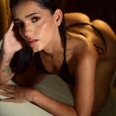 Emmaa Added Photo on 2024-11-27