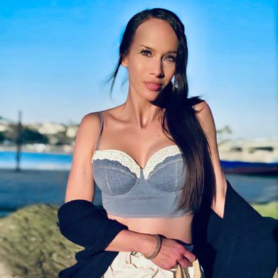 Sid Lam (miss_sidvicious) Profile Photo Added 2025-05-17