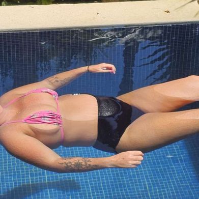 ❤️Genevieve❤️ (viptripj45) Header Photo Added 2025-07-22