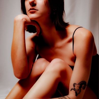 Maria Costa 👑✨ (yourpetiteaddiction) Profile Photo Added 2025-10-21