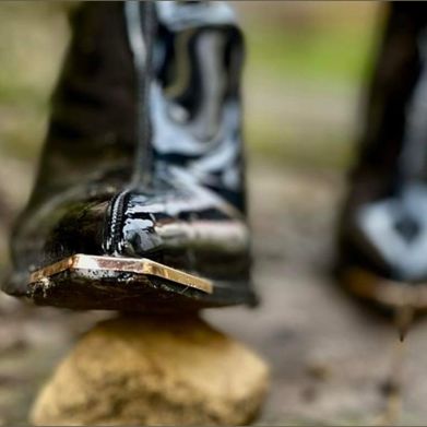 Goddess Mommy Svetlana (yourgoddesssvetlana) Header Photo Added 2024-09-22