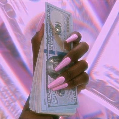 Julie💎Nicole Added Photo on 2025-08-19