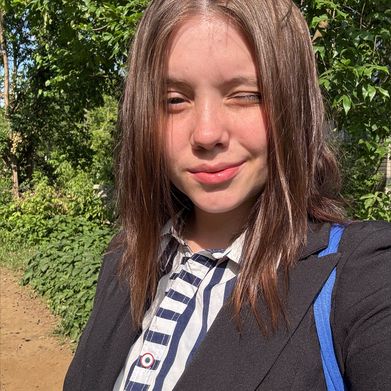 Lizzy 👀 (callmelizzyy) Header Photo Added 2025-06-19