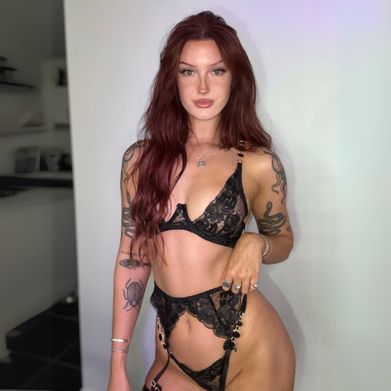 Emma Marshall (emmamarshall) Profile Photo Added 2025-05-06