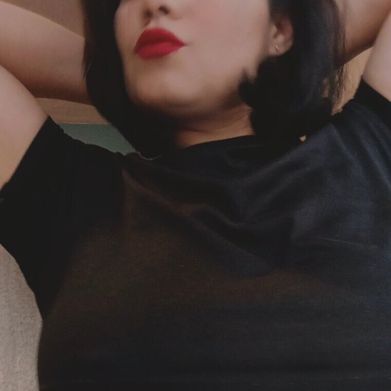 Melli (ninamelli) OnlyFans profile photo