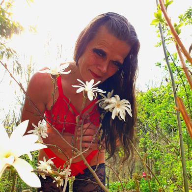 OnlyFans Model Zona Szamana (zonaszamana) Profile Image