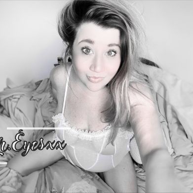 Amber Eyes (amber.eyesxx) Header Photo Added 2024-09-14