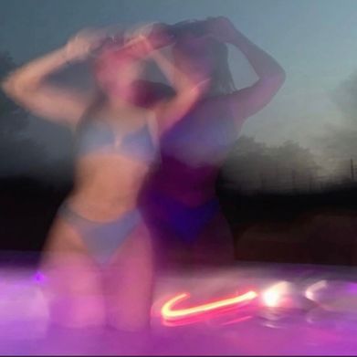 Tesla Babe (teslatrimble) Profile Photo Added 2025-02-24