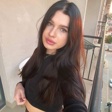 alisa (a.aalisa) Profile Photo Added 2025-09-18