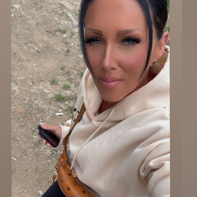 Janine (vfljanine) Profile Photo Added 2025-08-26