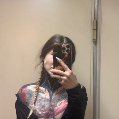 Mia Brandt 🌙 (mia_brandt_29) Profile Photo Added 2025-10-20