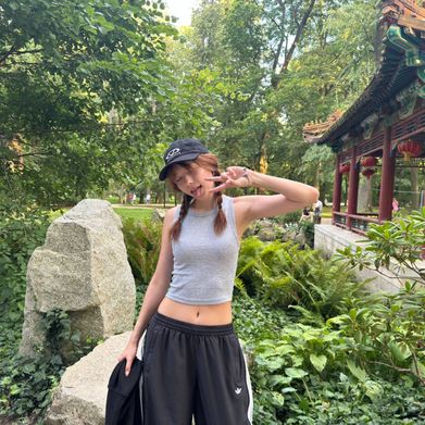 Christy (makogirl) Header Photo Added 2025-08-18