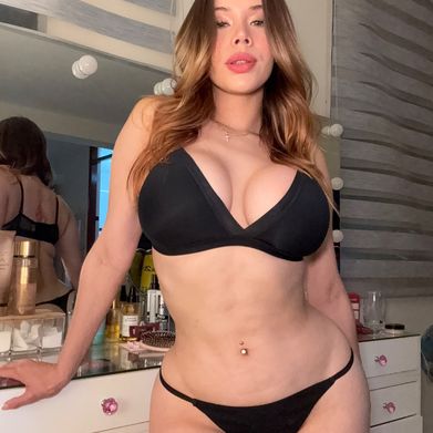 Vᥲᥣᥱᥒᥴιtᥲ🔞🍒🍑 (valenlovei) Profile Photo Added 2025-08-21