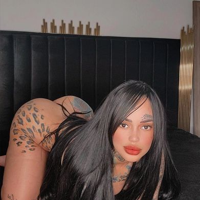 Mircia Doll🖤 (mircia_doll) Header Photo Added 2025-02-03