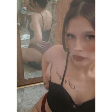 StayGoldDee✨ (staygolddee) Profile Photo Added 2025-09-13