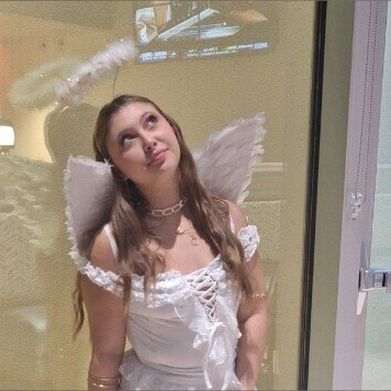 🪽 (angelbabyy06) Header Photo Added 2025-11-12