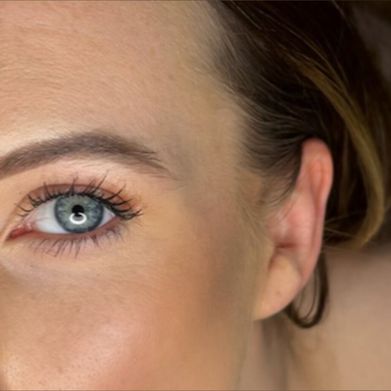 Charlotte BG (charlotte.bg) Header Photo Added 2025-02-13