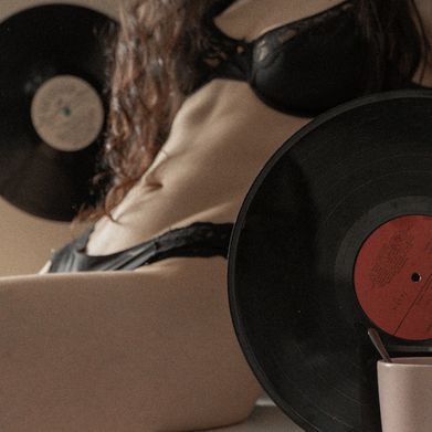 Molly (mollyfire56free) Header Photo Added 2024-09-19