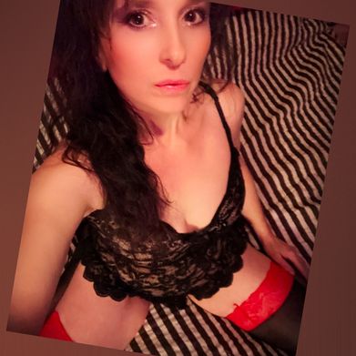 WickedViolet (wicked_violet) Profile Photo Added 2025-02-14