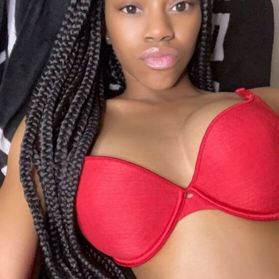 Money Mya (moneymya68) Header Photo Added 2025-11-22