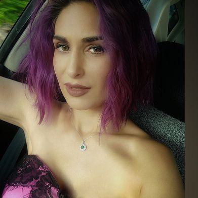 elenaxatzi (elenaxatzifree) Profile Photo Added 2024-10-14