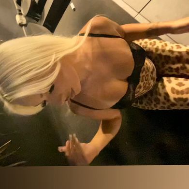 Emiemae (emiemae) Header Photo Added 2025-09-25