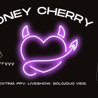 Honey (honeycherryy) Header Photo Added 2025-01-06