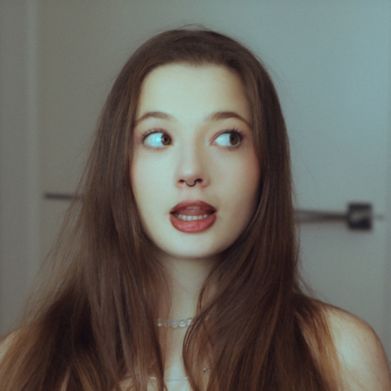 Britney🧜🏻‍♀️ (iam_britney) Profile Photo Added 2024-09-14