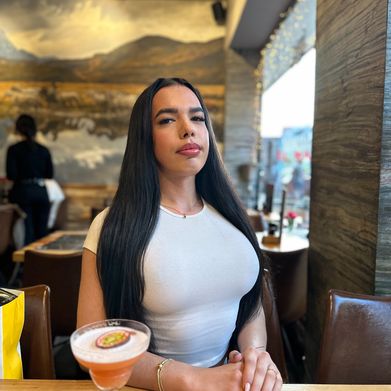 Elizabeth Queen (eliqueen01) Profile Photo Added 2024-08-21