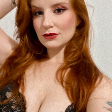 Emma Red Fox (redheadgoddessvip) Profile Photo Added 2025-08-21