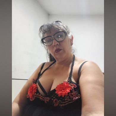 OnlyFans Model THEQUEEN👑 (thematurequeen) Profile Image