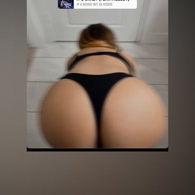 Andi (andiandi0108) Header Photo Added 2024-09-21