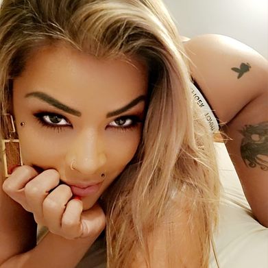 Lola (lolamendes6969) Profile Photo Added 2025-02-03