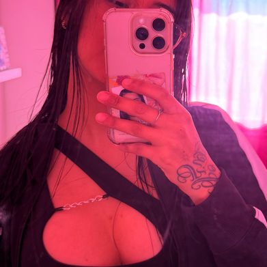 💋  𝕬𝖓𝖓𝖆   💋 (2annamia3) Profile Photo Added 2025-07-15