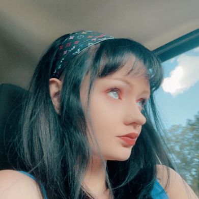 OnlyFans Model Shelbie 🍒🪴 (sweetheartshelbie) Profile Image