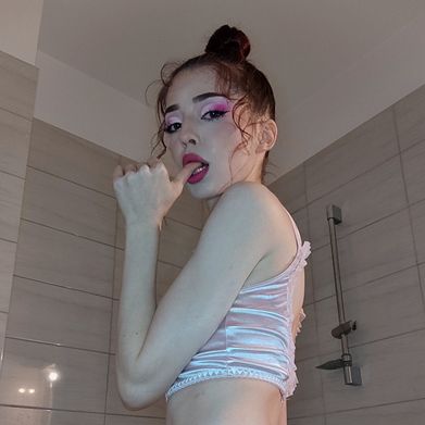 OnlyFans Model Marika VIP (vipmarikof18) Profile Image