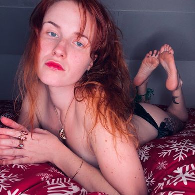 FireQueen (firequeen94) Header Photo Added 2024-09-14