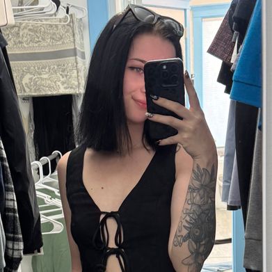 Violet (xoviolettttt) Profile Photo Added 2025-04-18