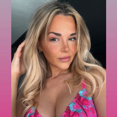 Lottie Foxx ❤️‍🔥 (lottie_foxx) Profile Photo Added 2025-04-05