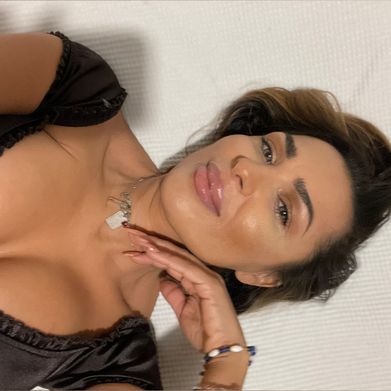 Anife Vyskocilova Official (anifevyskocilova) Header Photo Added 2025-09-25