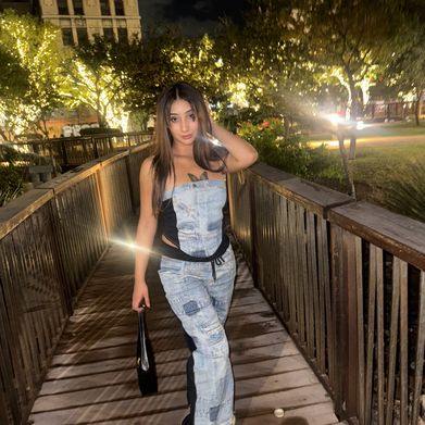 Stephanie (parabrindarlesstephh) Header Photo Added 2025-02-05