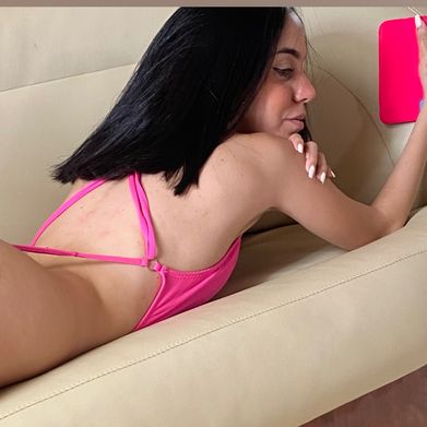 Angeles (angelesk) Header Photo Added 2024-05-19